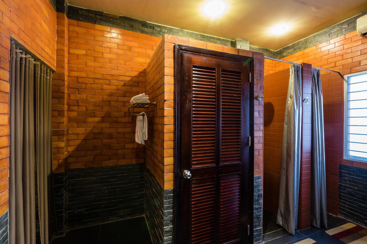 The Red House Bed & Breakfast Ho Chi Minh City Exterior photo